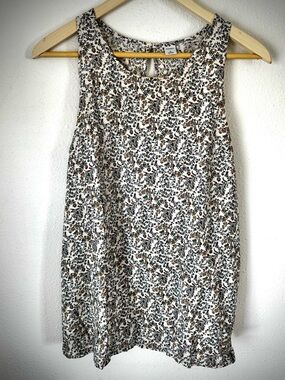 Sleeveless White Floral Summer Top
